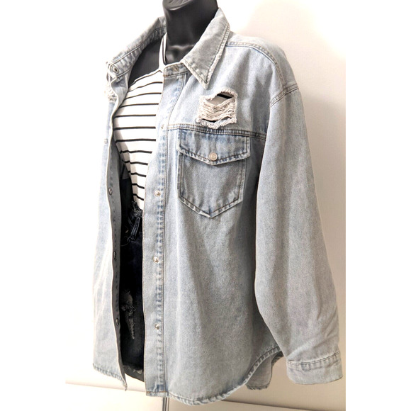 Ci Sono Womens Distressed Denim Jean Curved Hem Pockets Y2K 90s Jacket Shirt Top - Picture 6 of 14